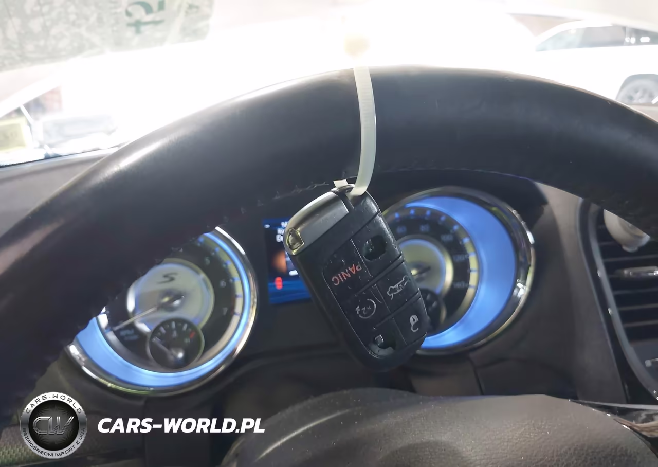 2014 Chrysler 300 300S VIN:2C3CCAGGXEH125575 - 11