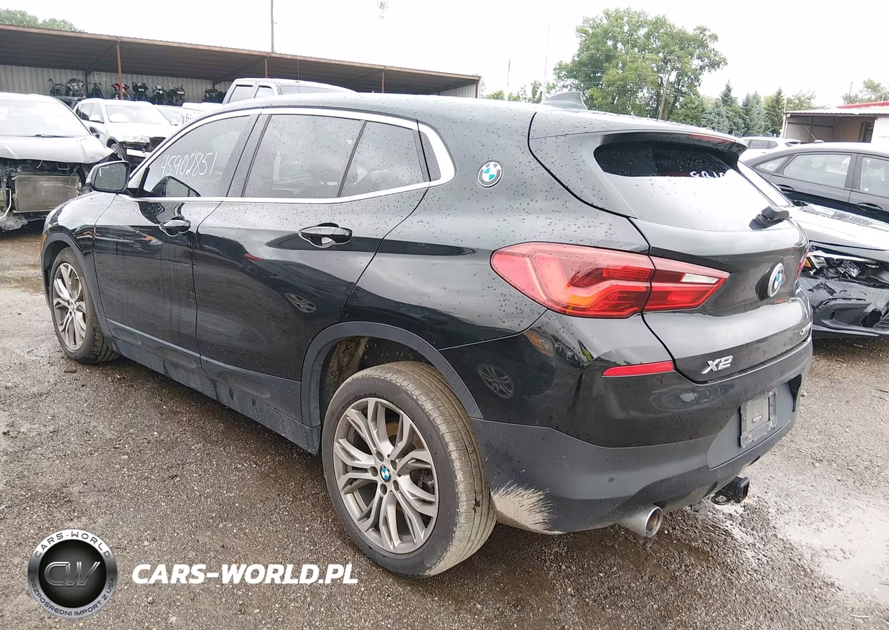 2019 BMW X2 xDrive28I VIN:WBXYJ5C57KEF83635 - 3