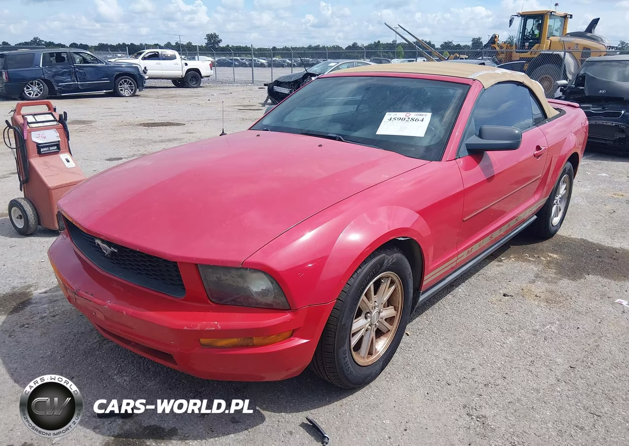 2008 Ford Mustang V6 Deluxe VIN:1ZVHT84NX85134721 - 2