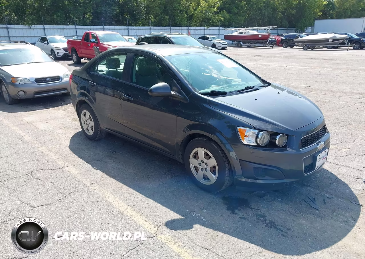 2016 Chevrolet Sonic Ls Auto – zdjęcie 1 z 11