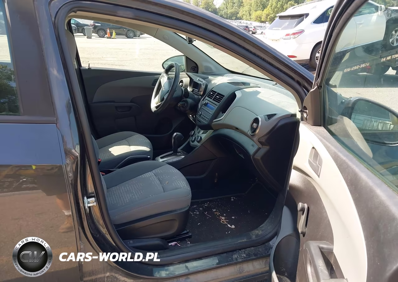 2016 Chevrolet Sonic Ls Auto VIN:1G1JA5SH2G4118659 - 5