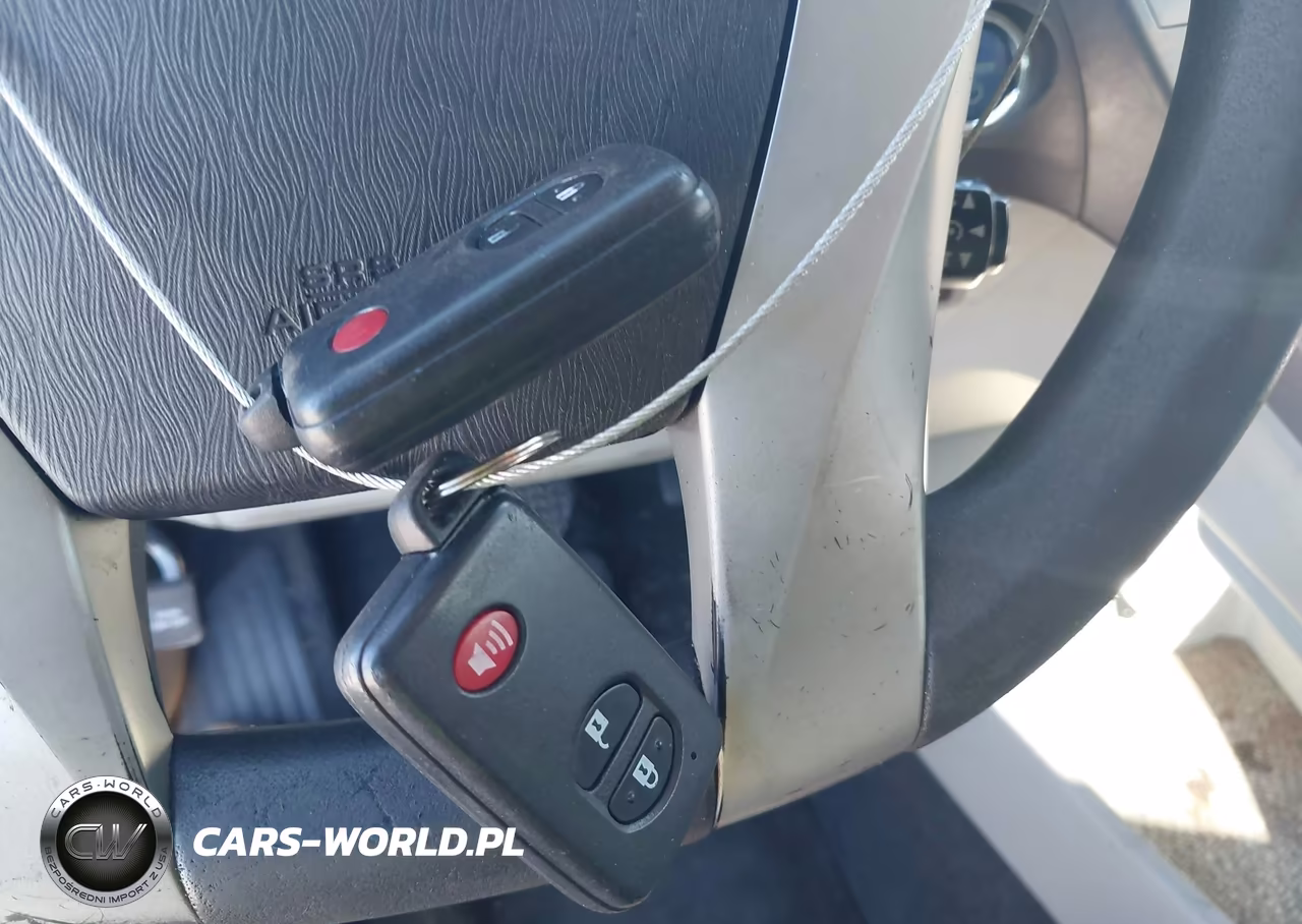 2012 Toyota Prius Two VIN:JTDKN3DU9C0336520 - 11