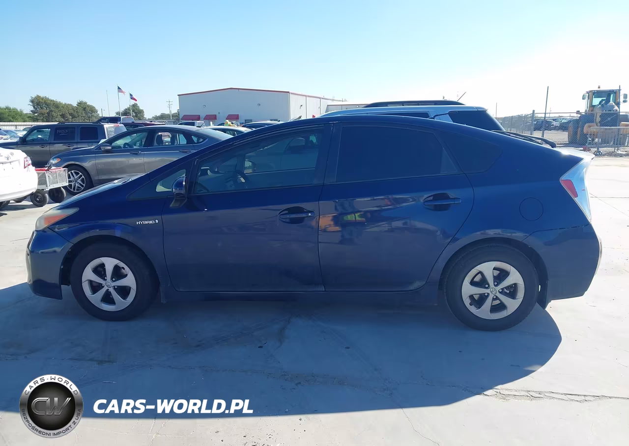 2012 Toyota Prius Two VIN:JTDKN3DU9C0336520 - 14