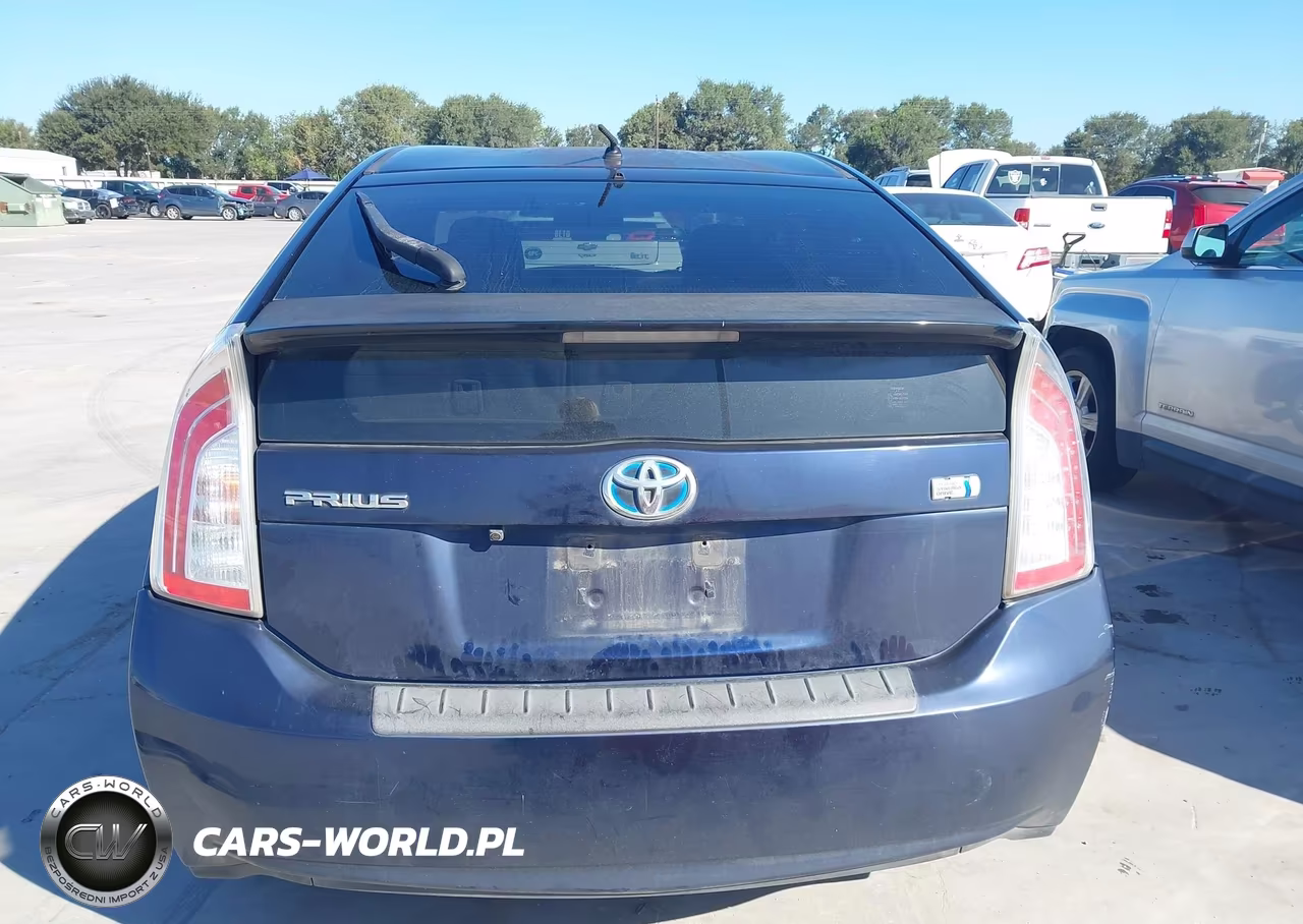 2012 Toyota Prius Two VIN:JTDKN3DU9C0336520 - 16