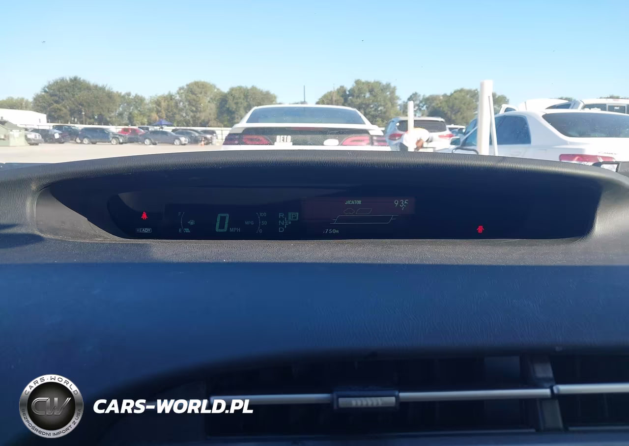 2012 Toyota Prius Two VIN:JTDKN3DU9C0336520 - 7
