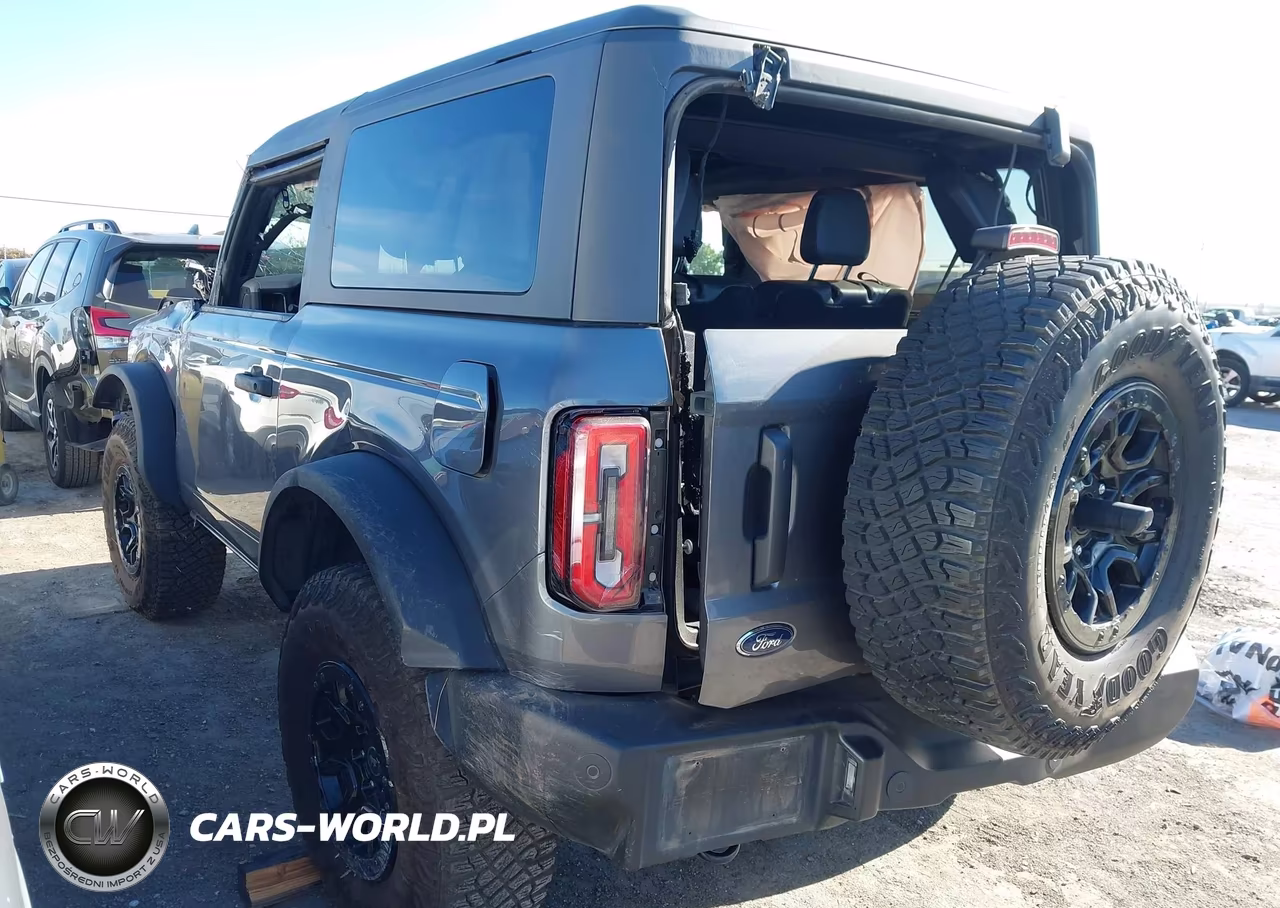 2023 Ford Bronco Wildtrak VIN:1FMDE5CP2PLC12296 - 3