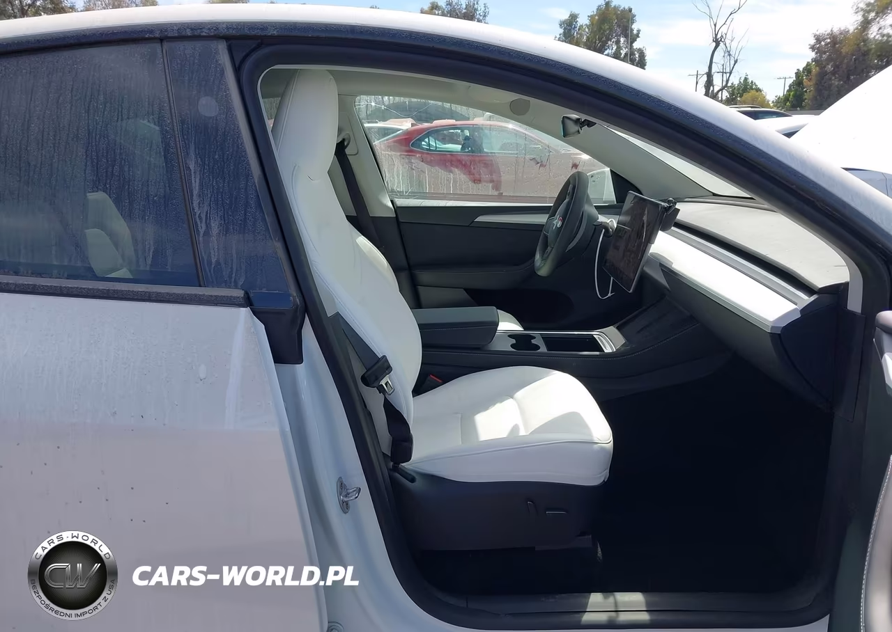 2024 Tesla Model Y Long Range Single Motor Rear-Wheel Drive-Rwd VIN:7SAYGDED8RF126531 - 5