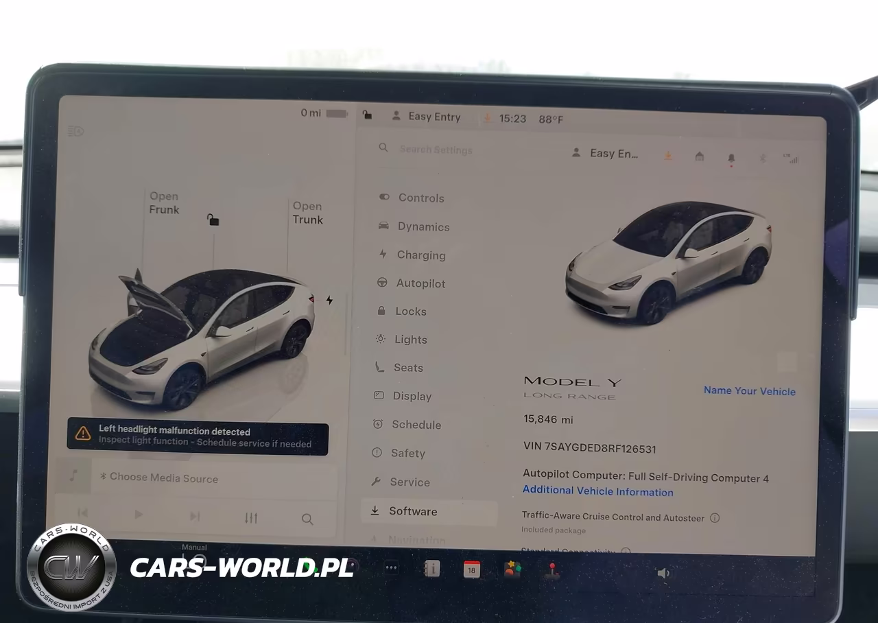 2024 Tesla Model Y Long Range Single Motor Rear-Wheel Drive-Rwd VIN:7SAYGDED8RF126531 - 7