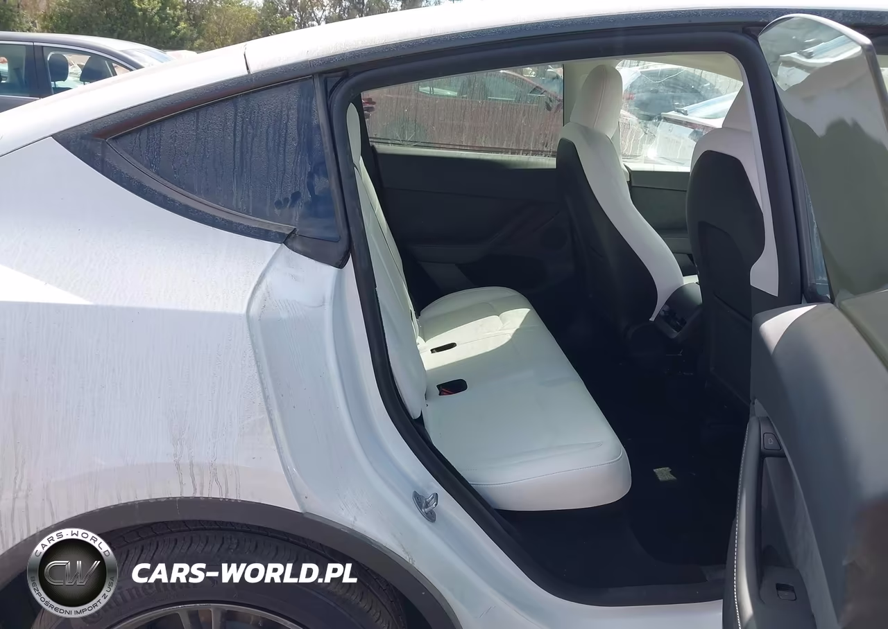 2024 Tesla Model Y Long Range Single Motor Rear-Wheel Drive-Rwd VIN:7SAYGDED8RF126531 - 8