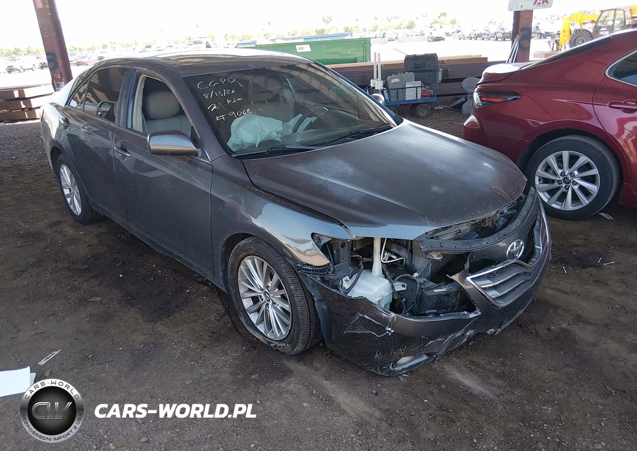 2011 Toyota Camry Xle V6 – zdjęcie 1 z 15
