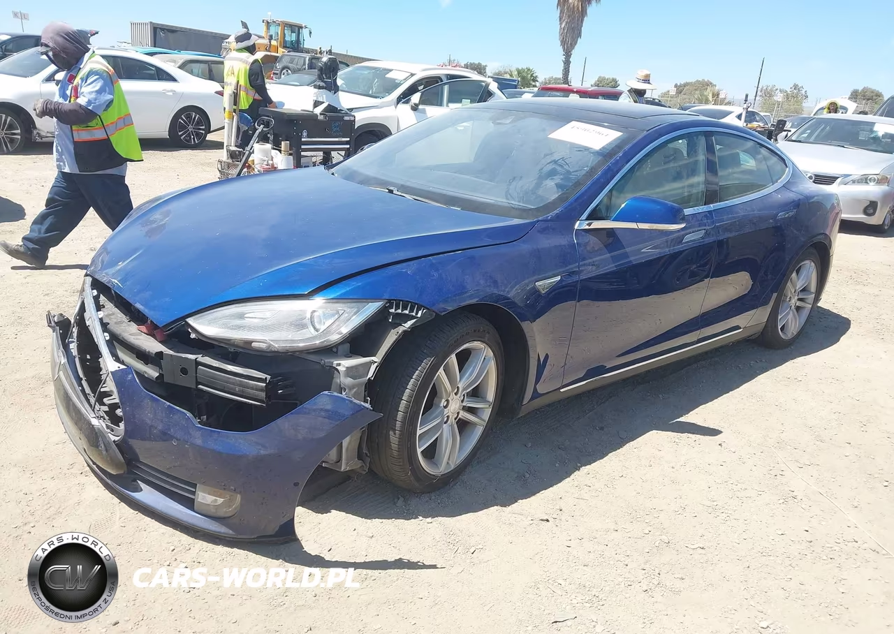 2015 Tesla Model S 60-70-85 VIN:5YJSA1S14FF097926 - 2