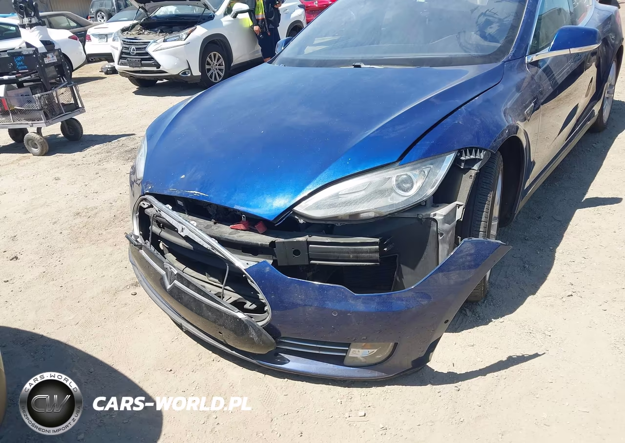 2015 Tesla Model S 60-70-85 VIN:5YJSA1S14FF097926 - 6