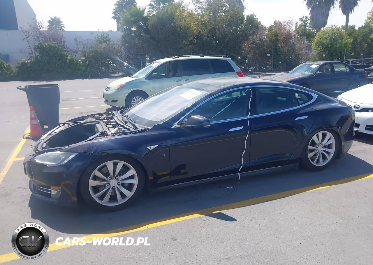 2013 Tesla Model S VIN:5YJSA1CN4DFP20590 - 10