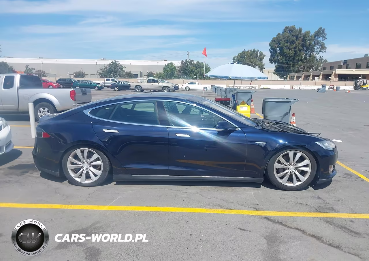 2013 Tesla Model S VIN:5YJSA1CN4DFP20590 - 15