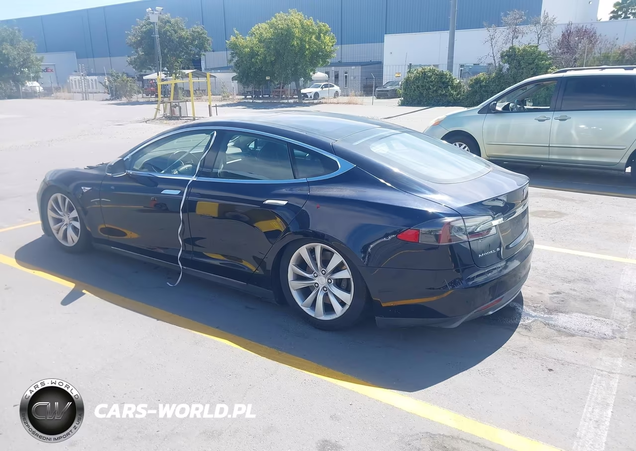 2013 Tesla Model S VIN:5YJSA1CN4DFP20590 - 3