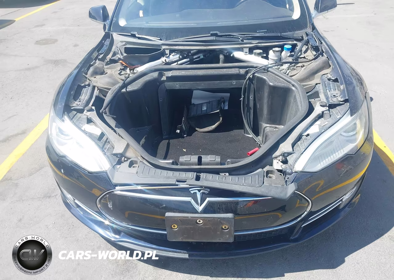 2013 Tesla Model S VIN:5YJSA1CN4DFP20590 - 6