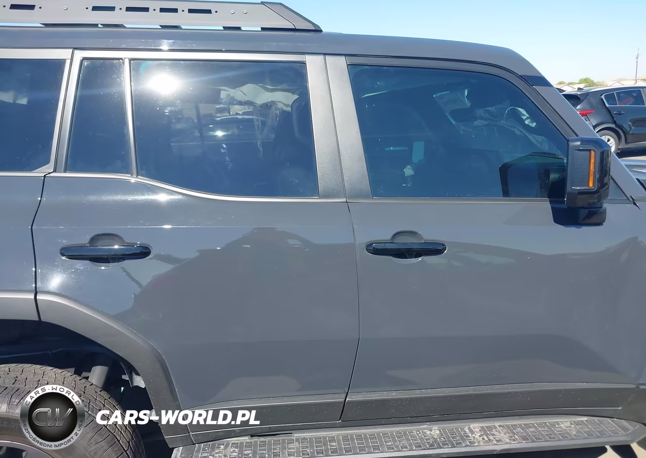 2025 Toyota Land Cruiser VIN:JTEABFAJ2S5014086 - 14