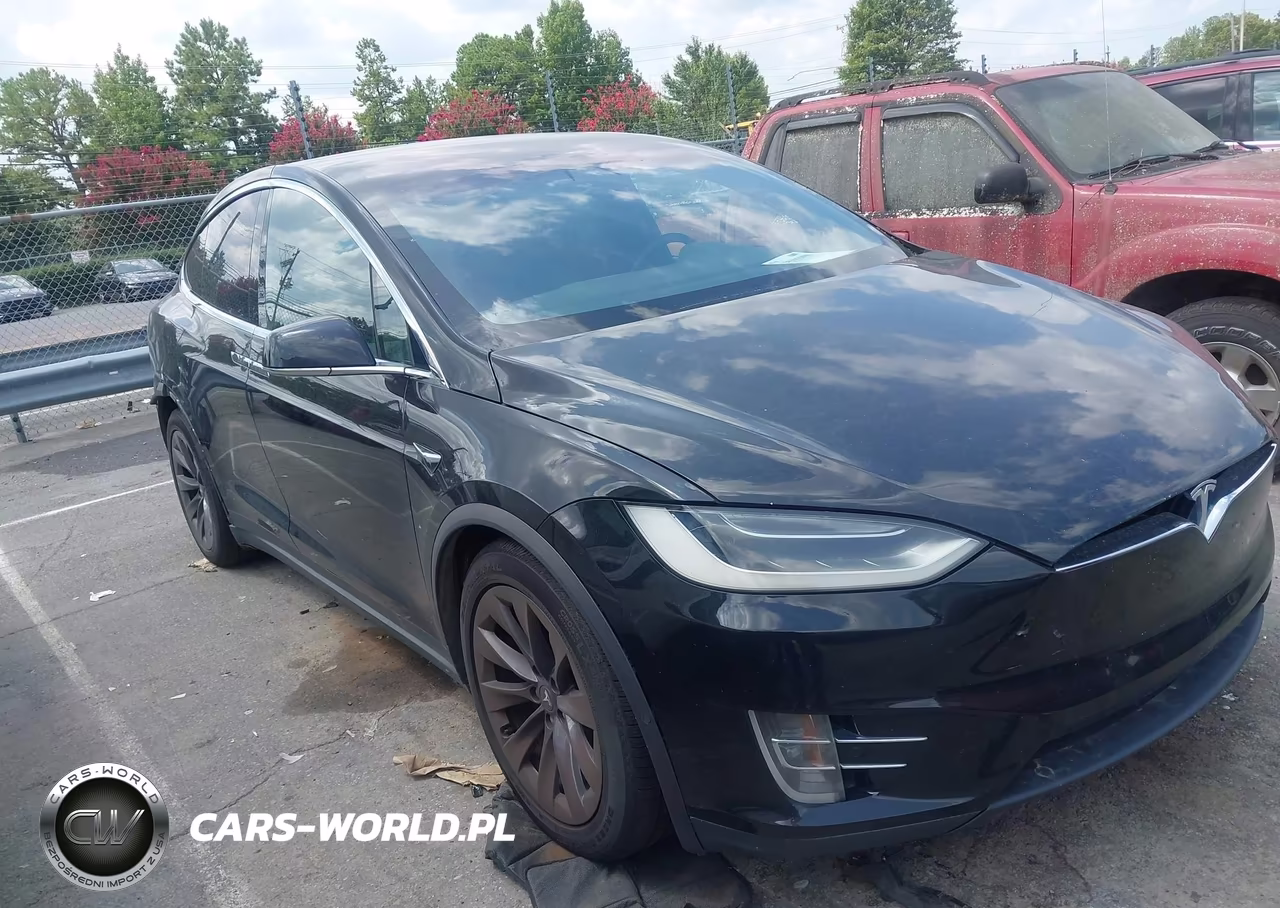 2017 Tesla Model X 100D-75D-90D VIN:5YJXCBE20HF078920 - 13
