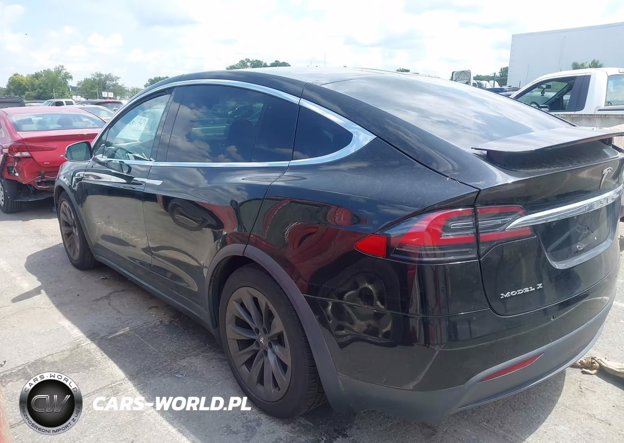2017 Tesla Model X 100D-75D-90D VIN:5YJXCBE20HF078920 - 14