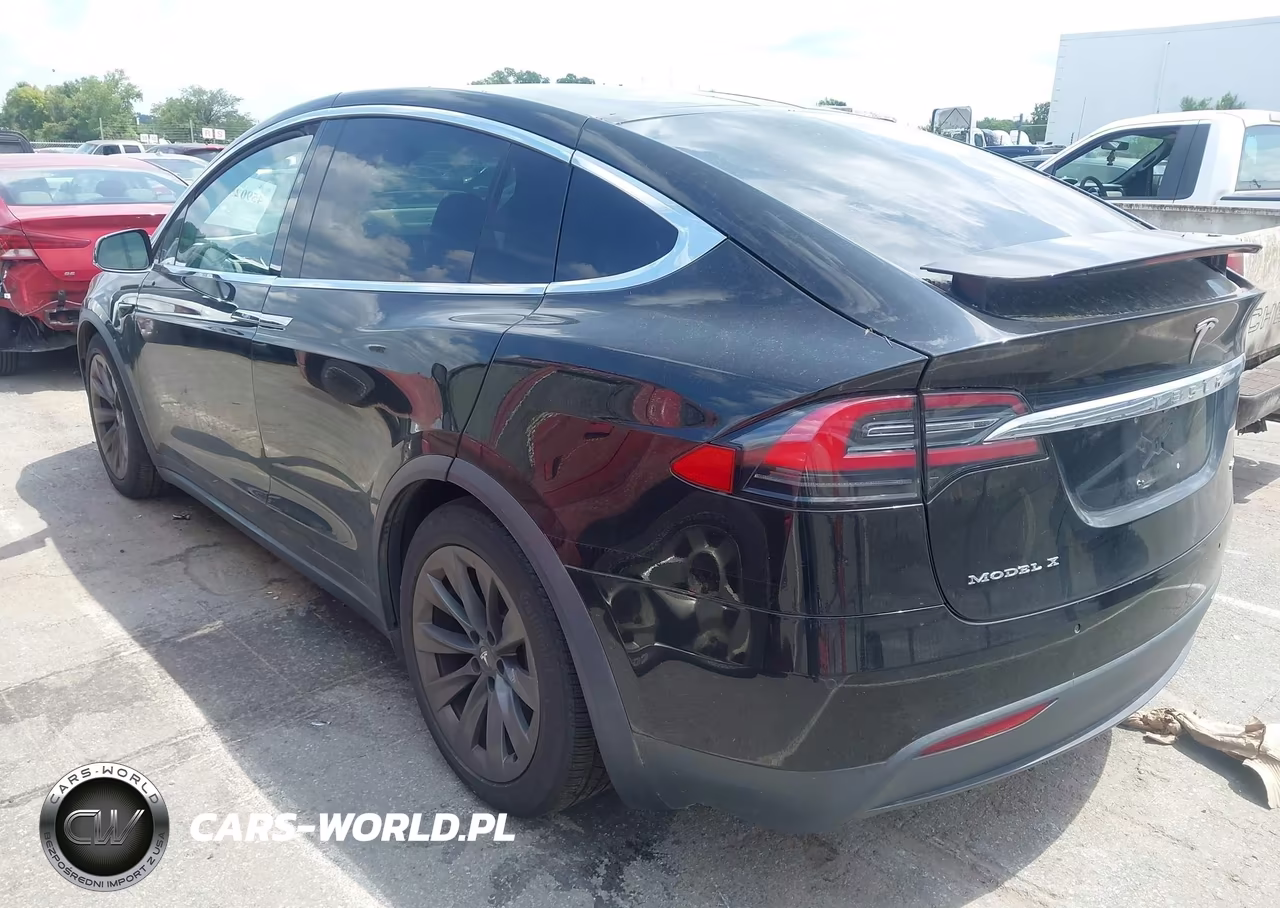2017 Tesla Model X 100D-75D-90D VIN:5YJXCBE20HF078920 - 3