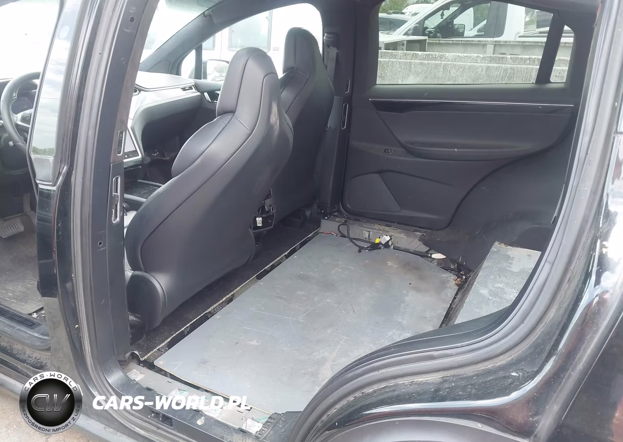 2017 Tesla Model X 100D-75D-90D VIN:5YJXCBE20HF078920 - 8