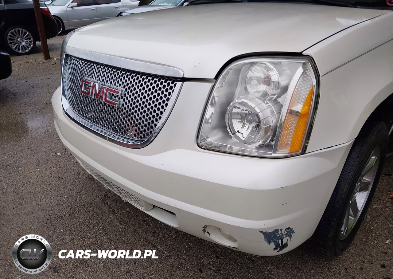 2013 GMC Yukon Denali VIN:1GKS1EEF6DR377762 - 12