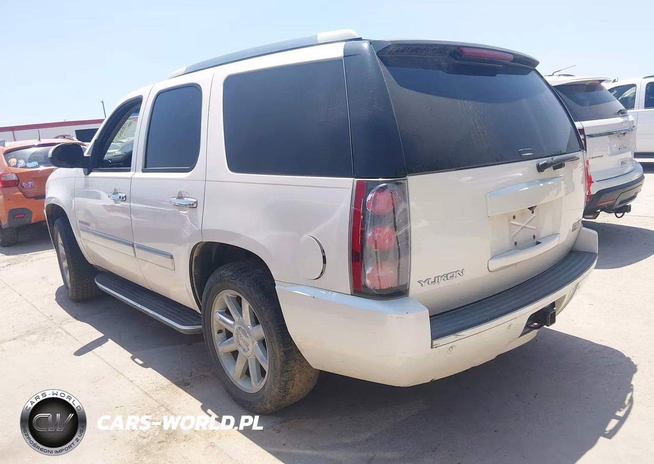 2013 GMC Yukon Denali VIN:1GKS1EEF6DR377762 - 3