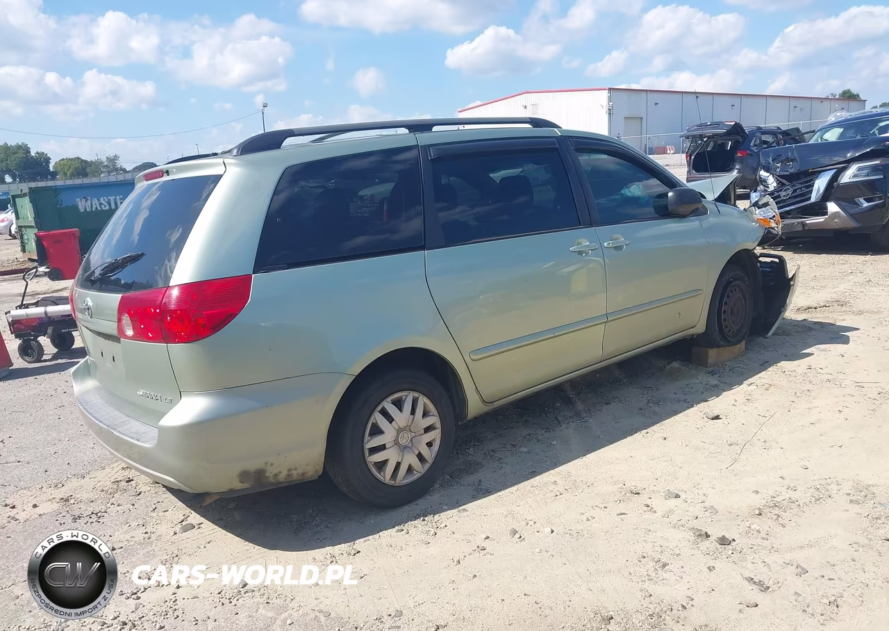 2009 Toyota Sienna Le VIN:5TDZK23C59S287154 - 4