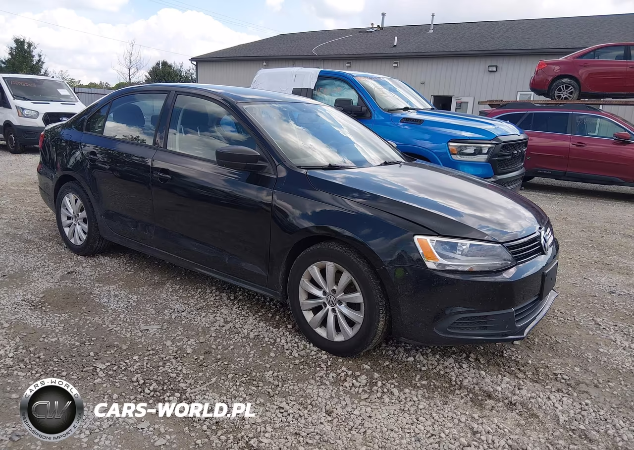 2012 Volkswagen Jetta 2.0L S – zdjęcie 1 z 12