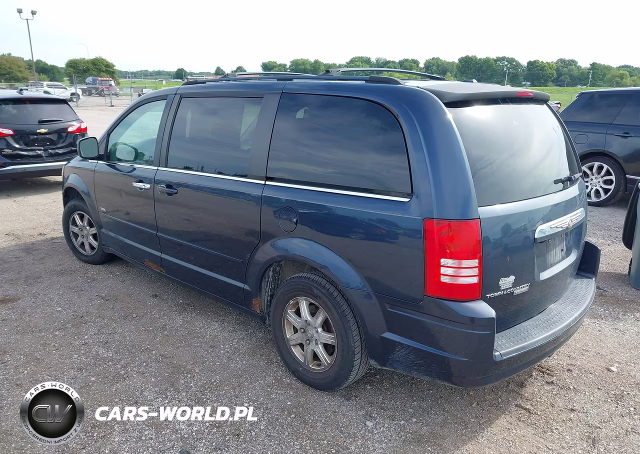 2008 Chrysler Town & Country Touring VIN:2A8HR54P78R699263 - 3