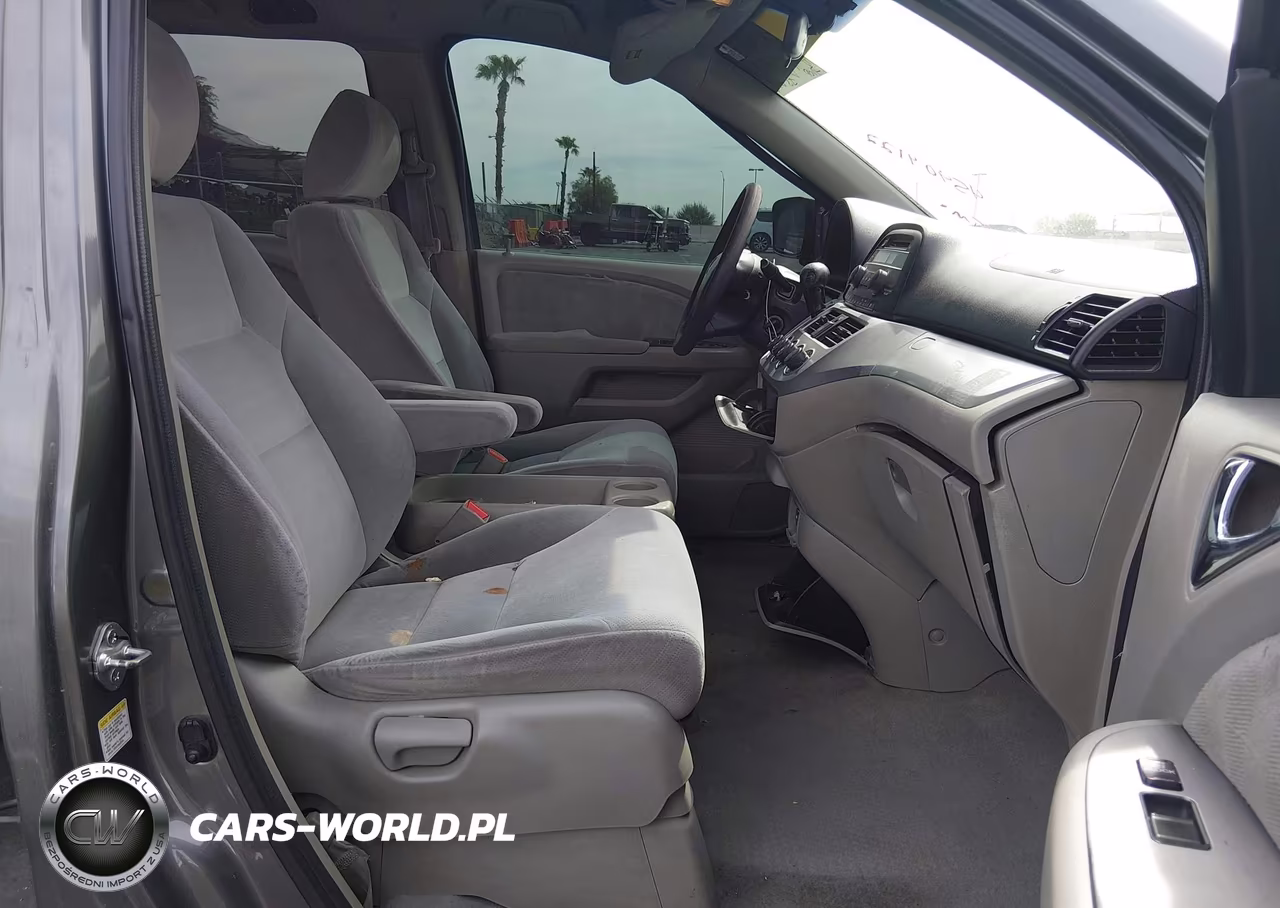 2008 Honda Odyssey Lx VIN:5FNRL38208B091791 - 5