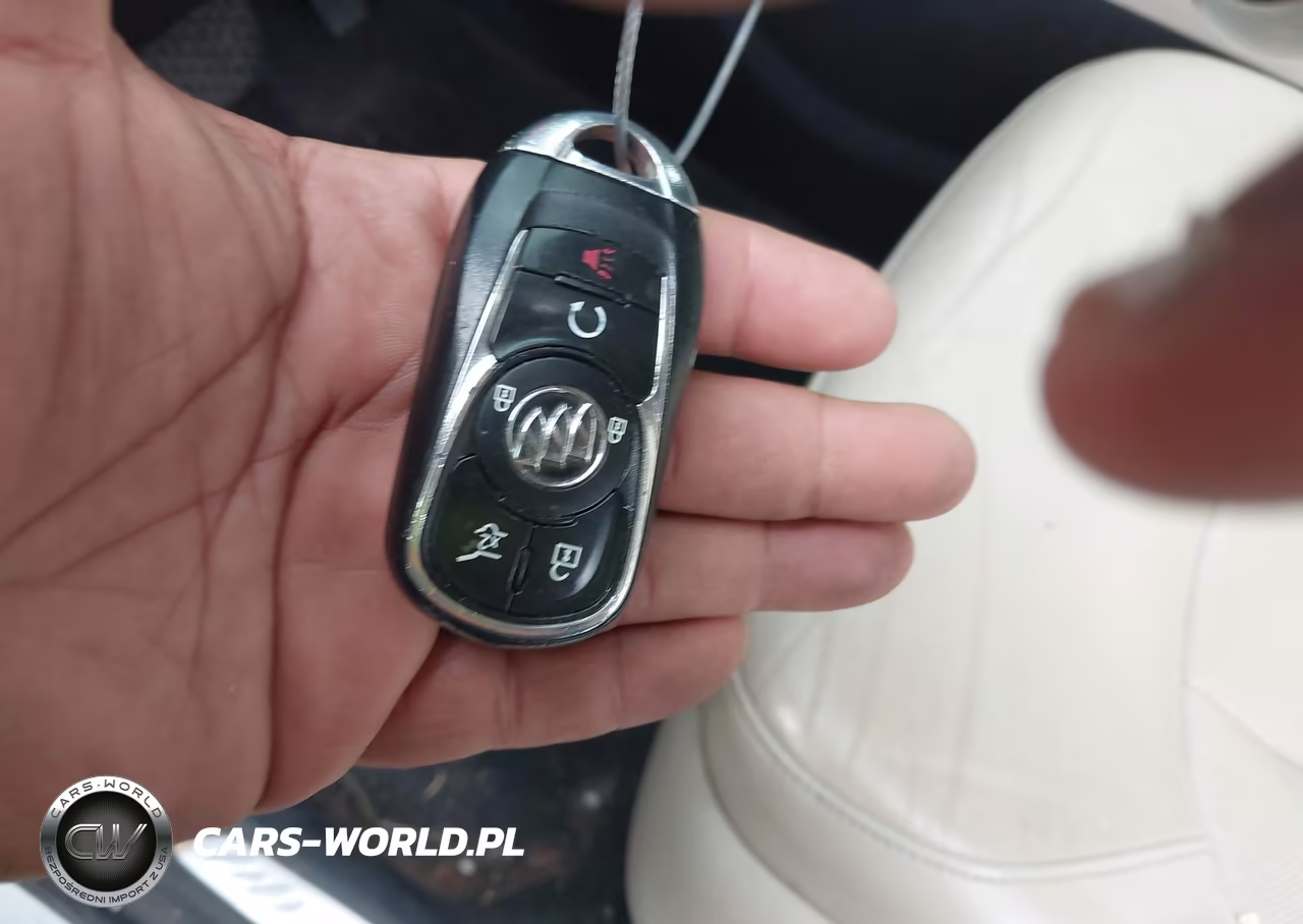 2017 Buick Envision Essence VIN:LRBFXBSA3HD074698 - 11