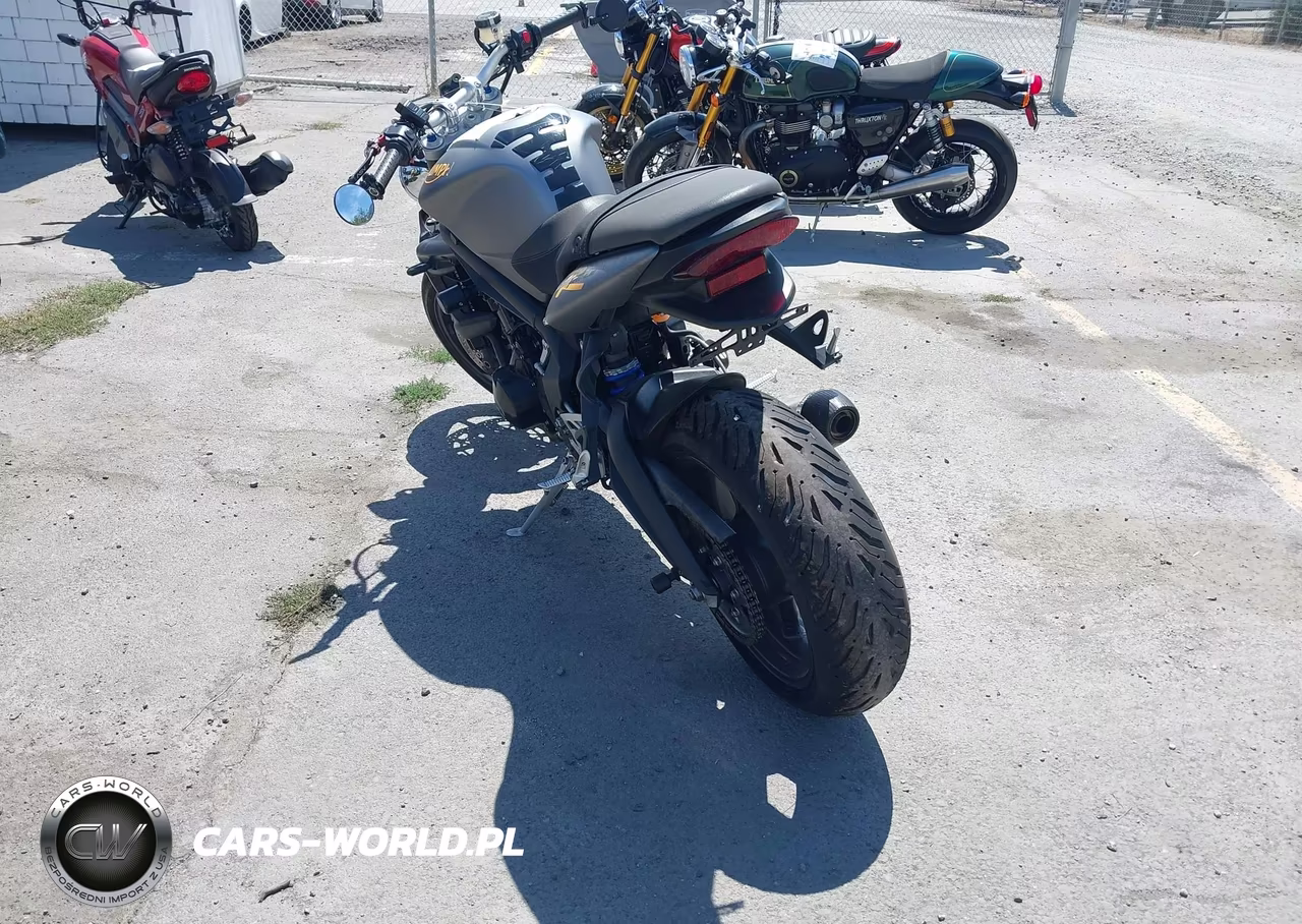 2009 Triumph Motorcycle Street Triple R VIN:SMTD02NE19J403897 - 3
