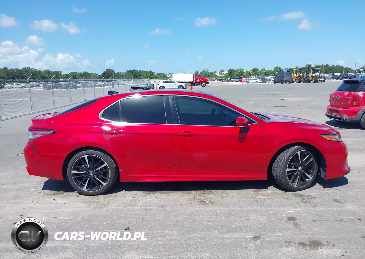 2019 Toyota Camry Xse VIN:4T1B61HK6KU233200 - 14