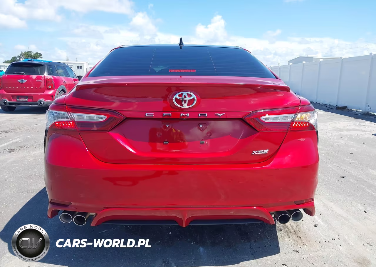 2019 Toyota Camry Xse VIN:4T1B61HK6KU233200 - 17