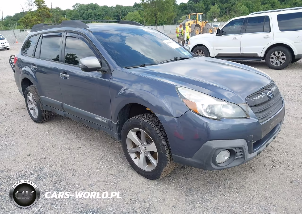 2014 Subaru Outback 3.6R Limited – zdjęcie 1 z 16