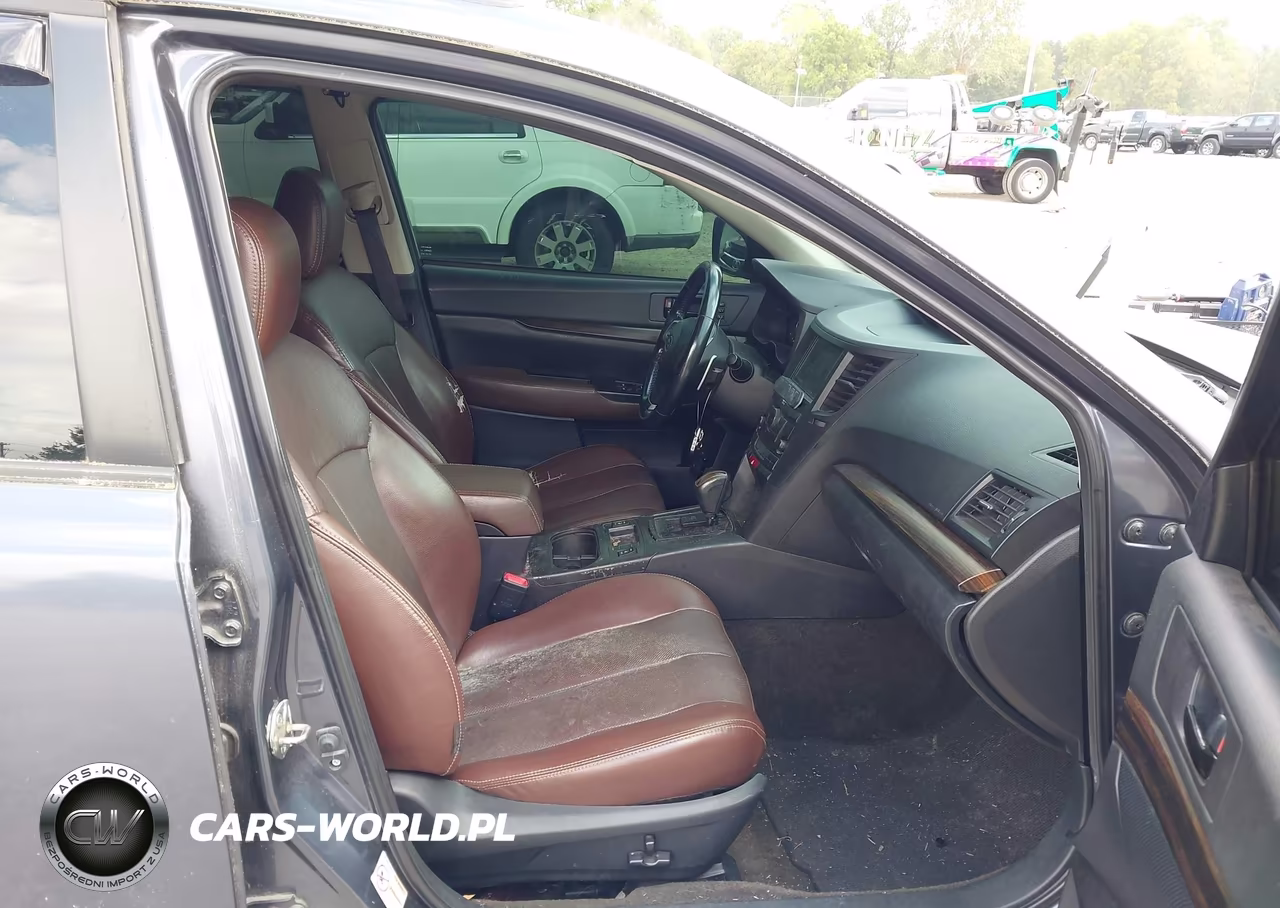 2014 Subaru Outback 3.6R Limited VIN:4S4BRDPCXE2236135 - 5