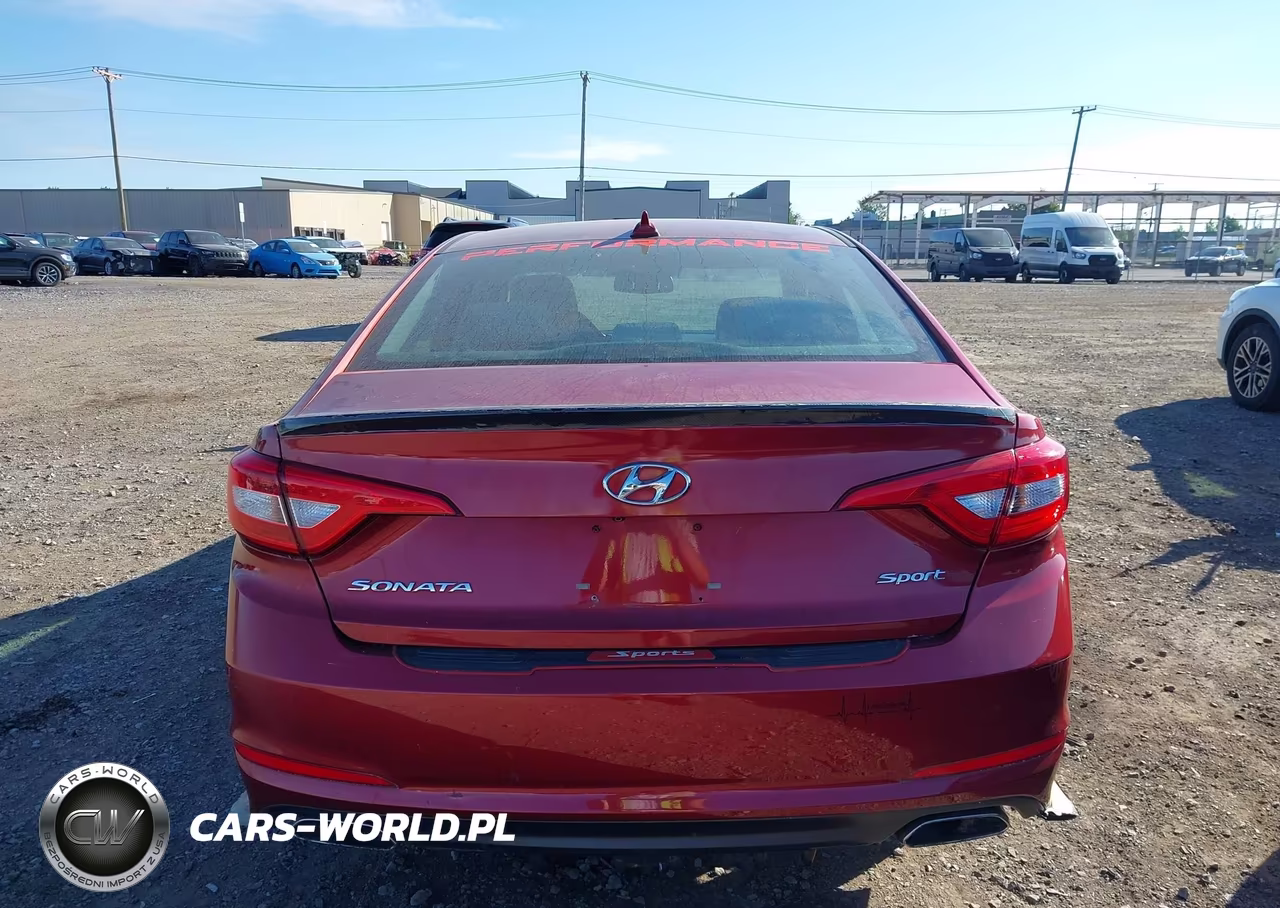 2016 Hyundai Sonata Sport VIN:5NPE34AF9GH432784 - 16