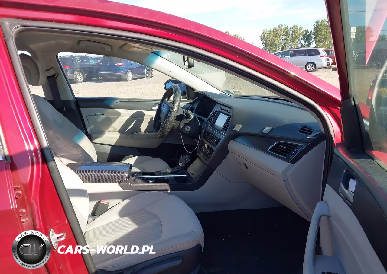 2016 Hyundai Sonata Sport VIN:5NPE34AF9GH432784 - 5