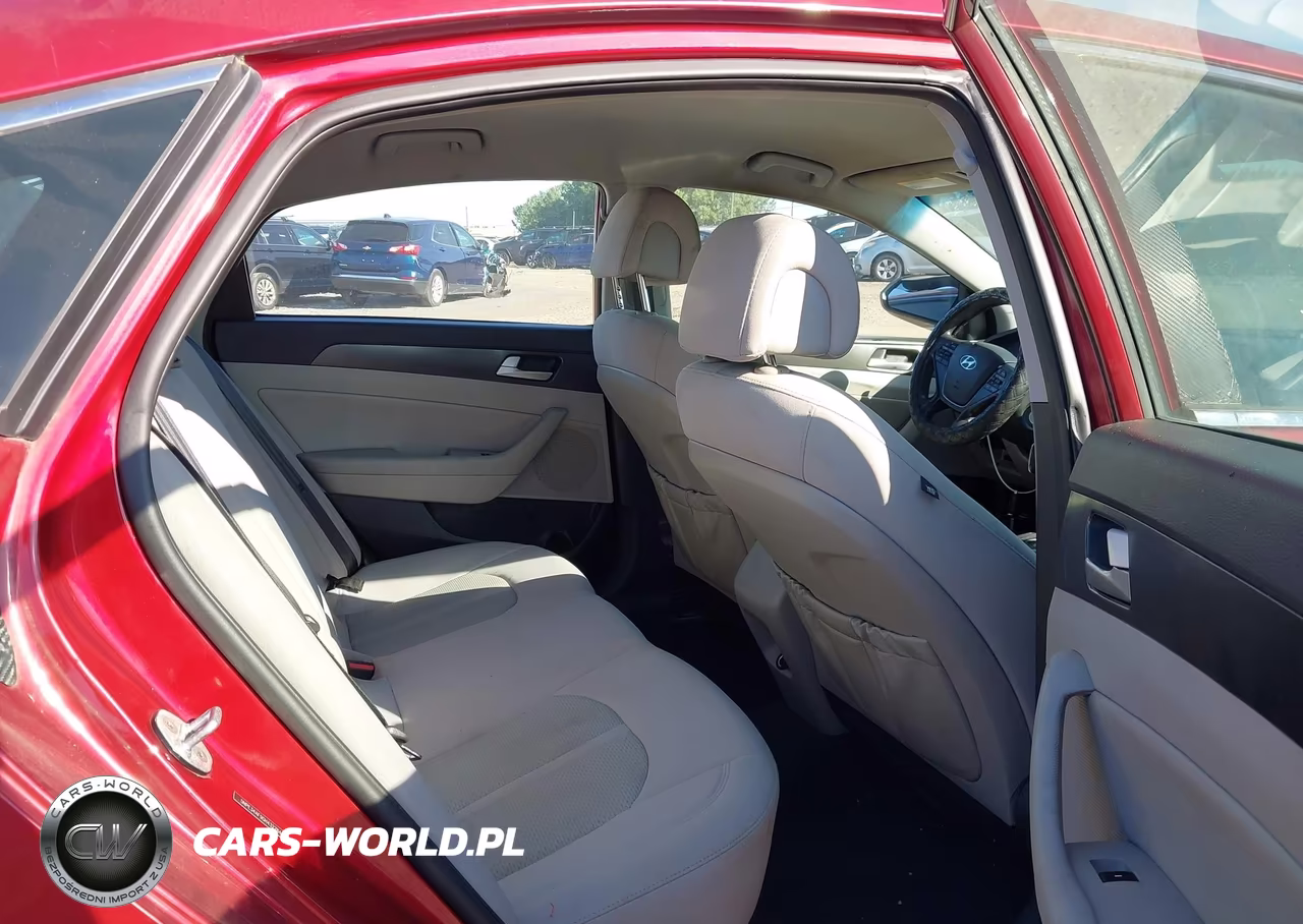 2016 Hyundai Sonata Sport VIN:5NPE34AF9GH432784 - 8