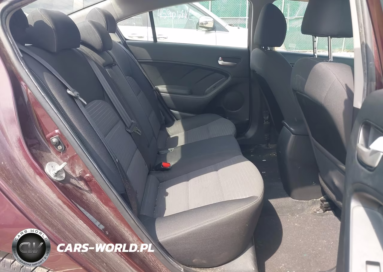 2017 Kia Forte Lx VIN:3KPFL4A79HE105238 - 8