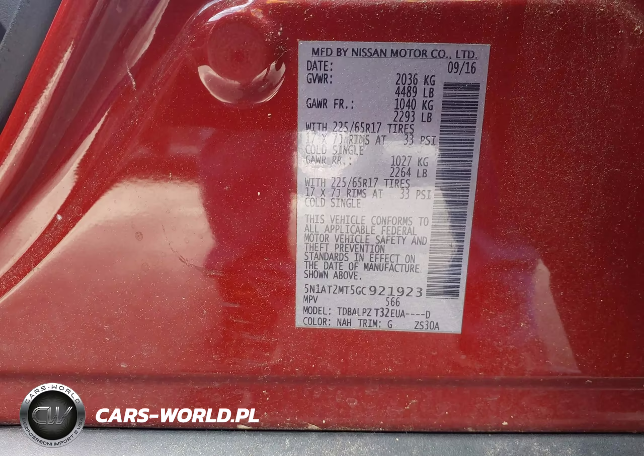2016 Nissan Rogue S VIN:5N1AT2MT5GC921923 - 9