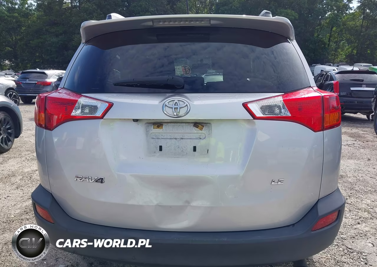 2015 Toyota Rav4 Le VIN:JTMZFREV7FJ030677 - 15
