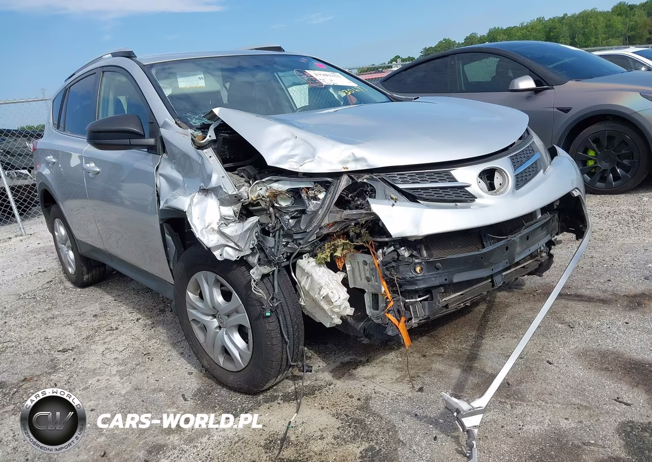 2015 Toyota Rav4 Le VIN:JTMZFREV7FJ030677 - 6