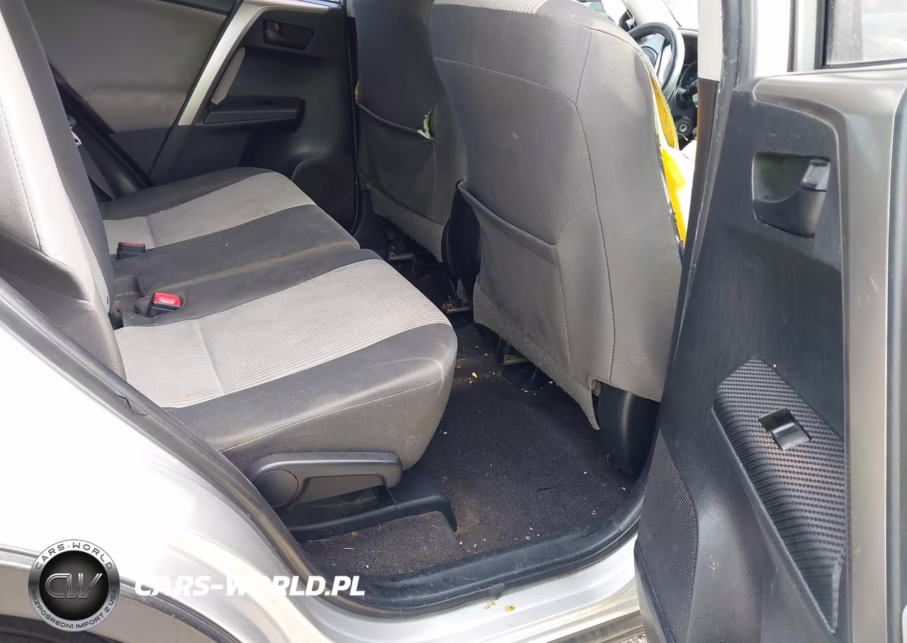 2015 Toyota Rav4 Le VIN:JTMZFREV7FJ030677 - 8