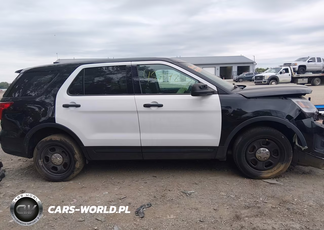2018 Ford Police Interceptor Utility VIN:1FM5K8AR0JGB59133 - 14