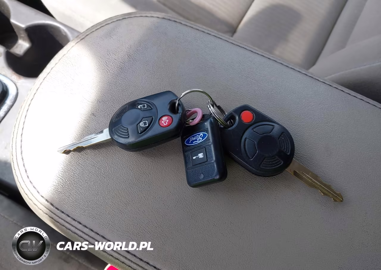 2008 Ford Taurus X Sel VIN:1FMDK05W38GA19648 - 11