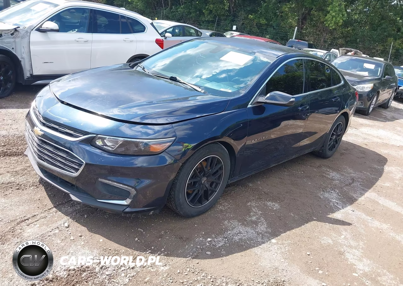 2018 Chevrolet Malibu Lt VIN:1G1ZD5ST9JF126588 - 2