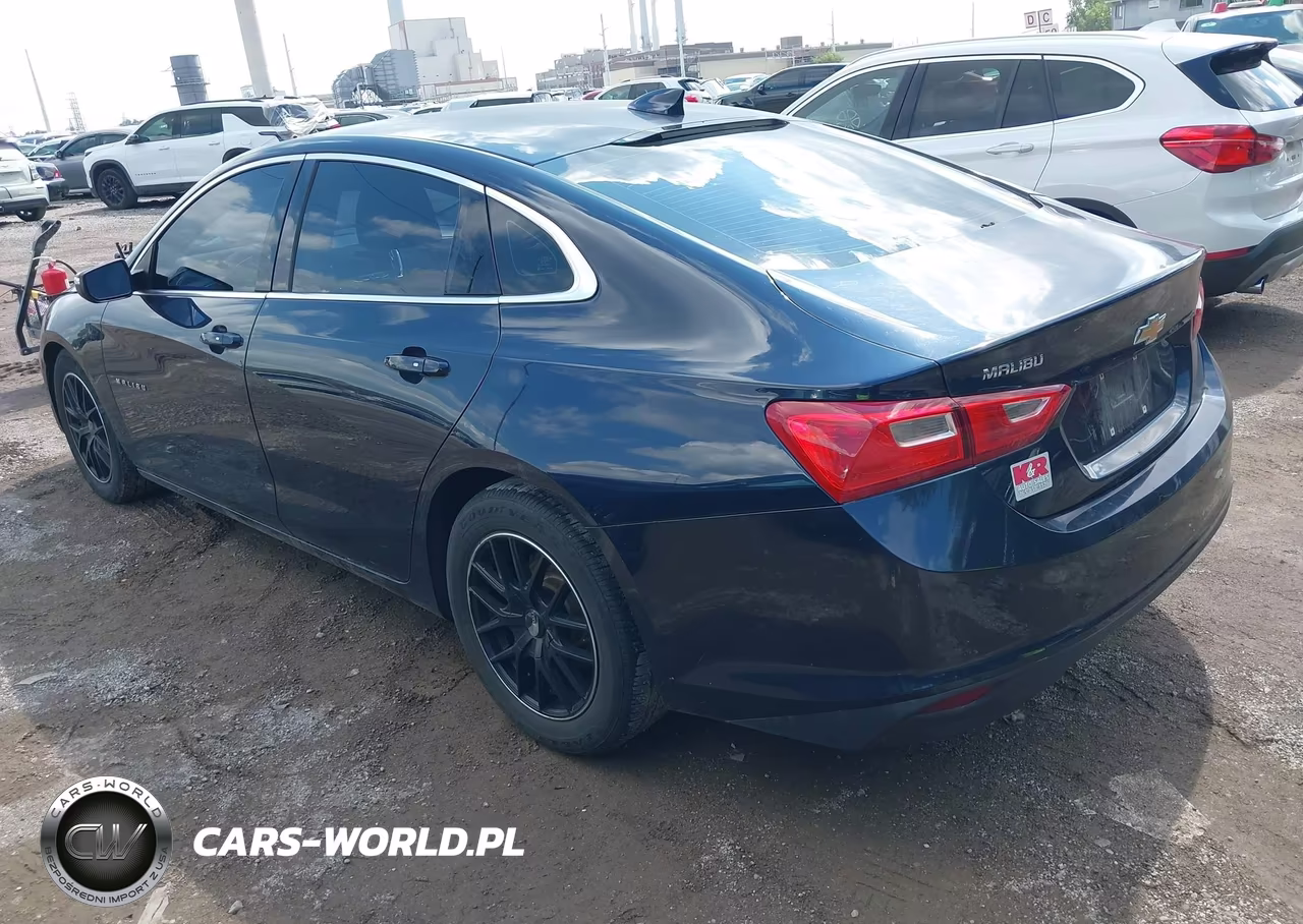 2018 Chevrolet Malibu Lt VIN:1G1ZD5ST9JF126588 - 3