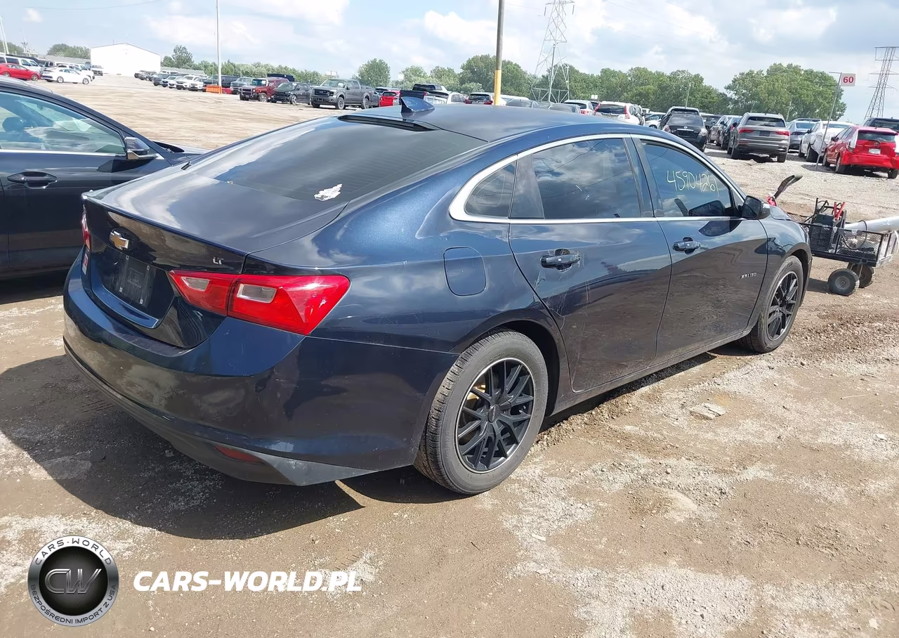 2018 Chevrolet Malibu Lt VIN:1G1ZD5ST9JF126588 - 4